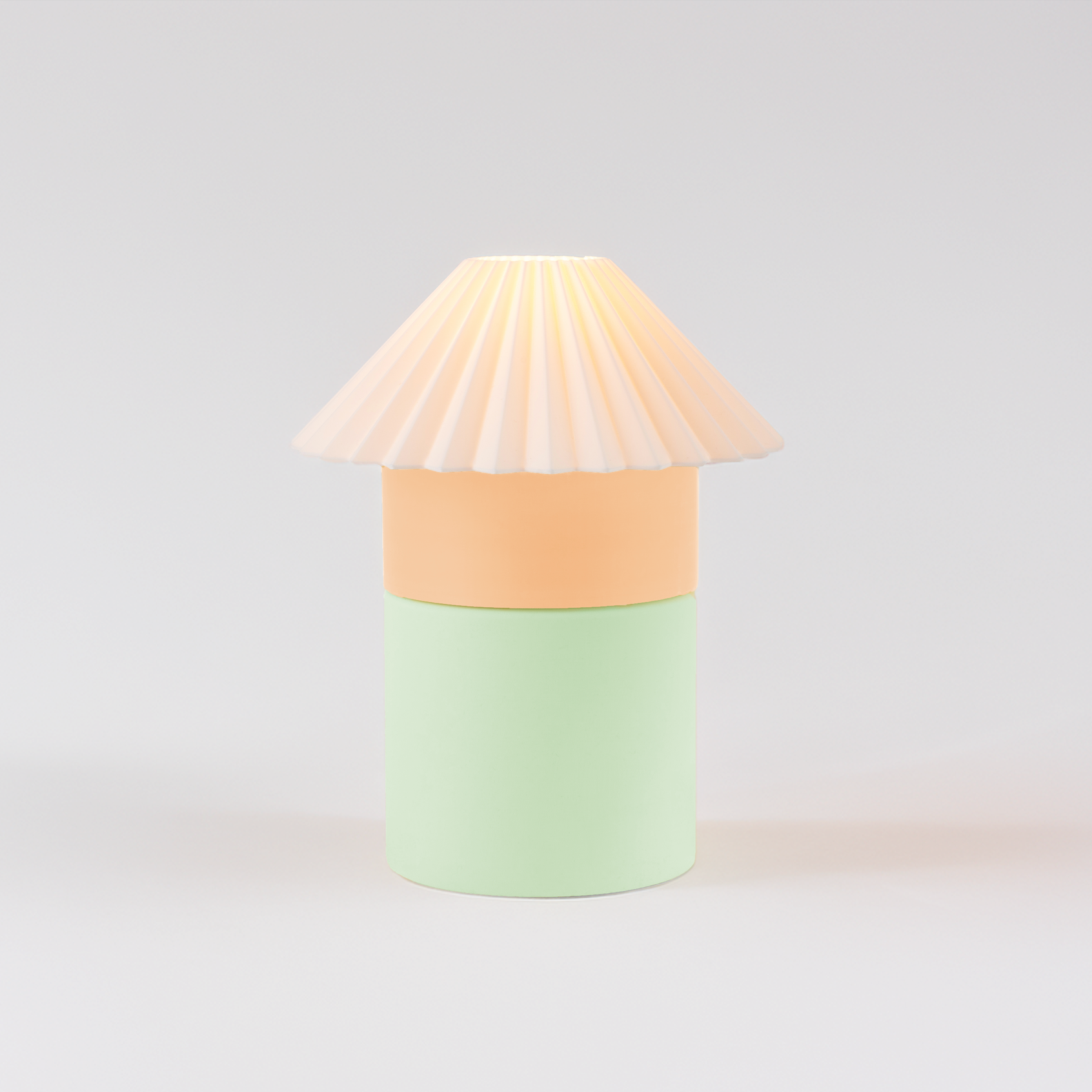 Cici Lamp – Medium in Melon by Nella Home – colorful, modular, stackable table lamp
Cute aesthetic colorful lamp for dopamine decor lovers
Modular, Scandinavian style modern lighting in Melon – sustainable PLA table lamp
Two-toned Color-block home decor – Melon Cici medium