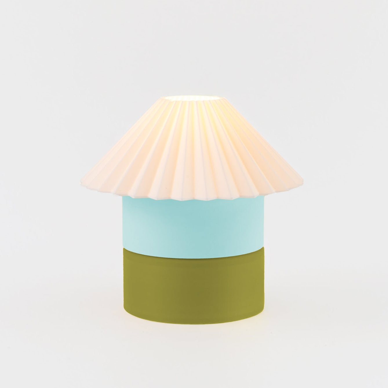 Cici Lamp – Small in Kiwi by Nella Home – colorful modular table lamp
Cute aesthetic colorful lamp for dopamine decor lovers
Modular, Scandinavian style modern lighting in Kiwi – sustainable PLA table lamp
Color-block home decor and home accessories – Kiwi Cici Small