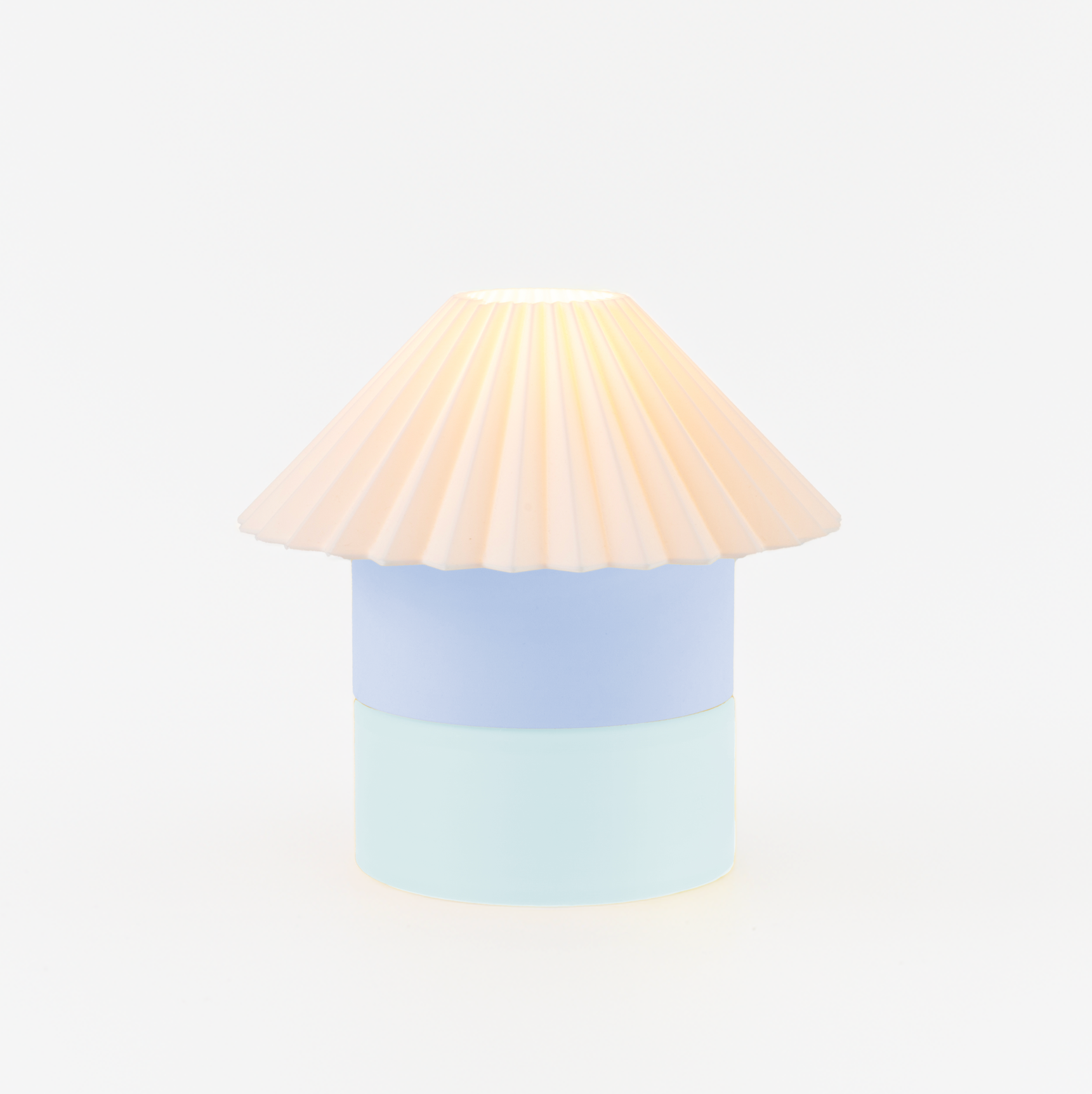 Cici Lamp – Small in Periwinkle by Nella Home – colorful modular table lamp
Cute aesthetic colorful lamp for dopamine decor lovers
Modular, Scandinavian style modern lighting in Periwinkle – sustainable PLA table lamp
Color-block decor – Periwinkle Cici Small