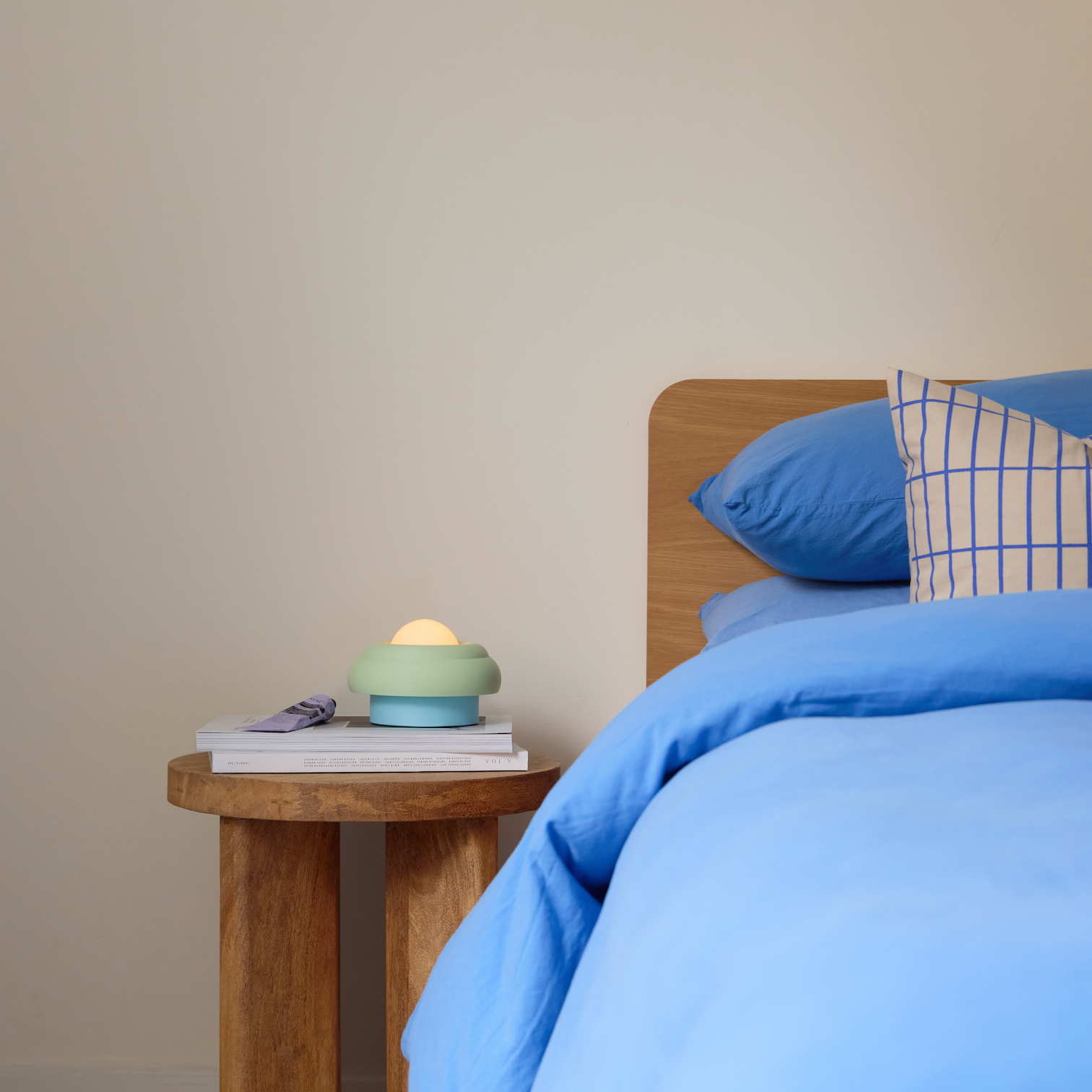 Color-block Portable Wall Sconce